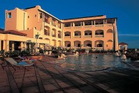 Внешний вид отеля - фотогалерея на RCC-TRAVEL.RU Внешний вид отеля - фотогалерея на RCC-TRAVEL.RU